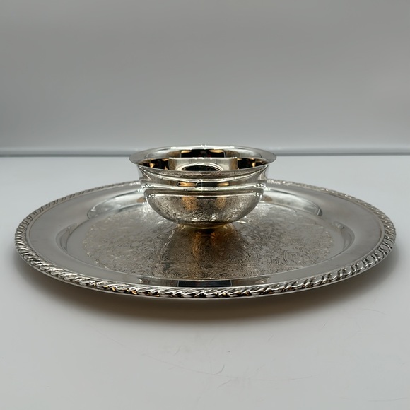 Vintage Oneida USA Silver Plated One Piece Chip & Dip Serving Platter - Picture 11 of 16